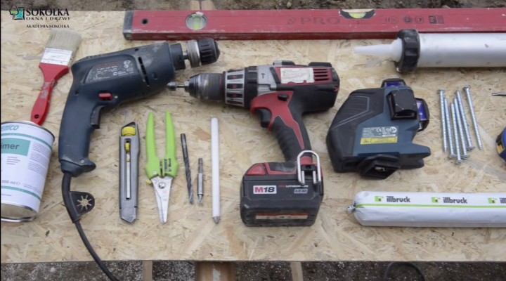 Montaż okien drewnianych w budynku energooszczędnym. Sokółka Okna i Drzwi