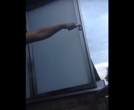 Hitze – Berlin – Balkonfenster