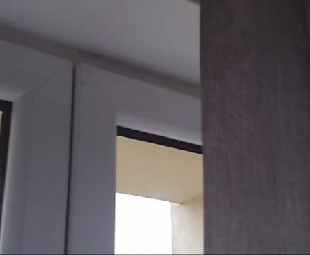 nieszczelne drzwi balkonowe