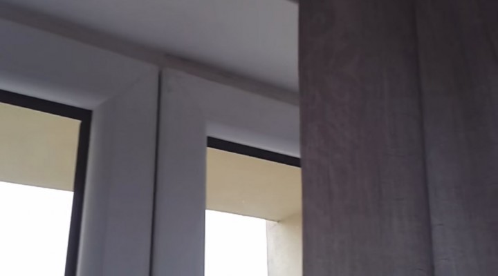 nieszczelne drzwi balkonowe