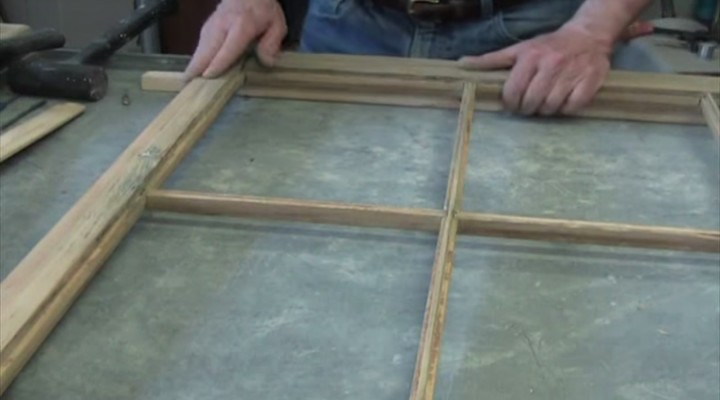 How to disasemble an antique window sash